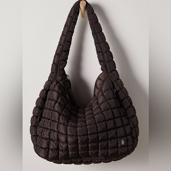 1 LEFT ✨NEW Free People FP Movement Quilted Carryall Bag In Chocolate - Picture 1 of 12